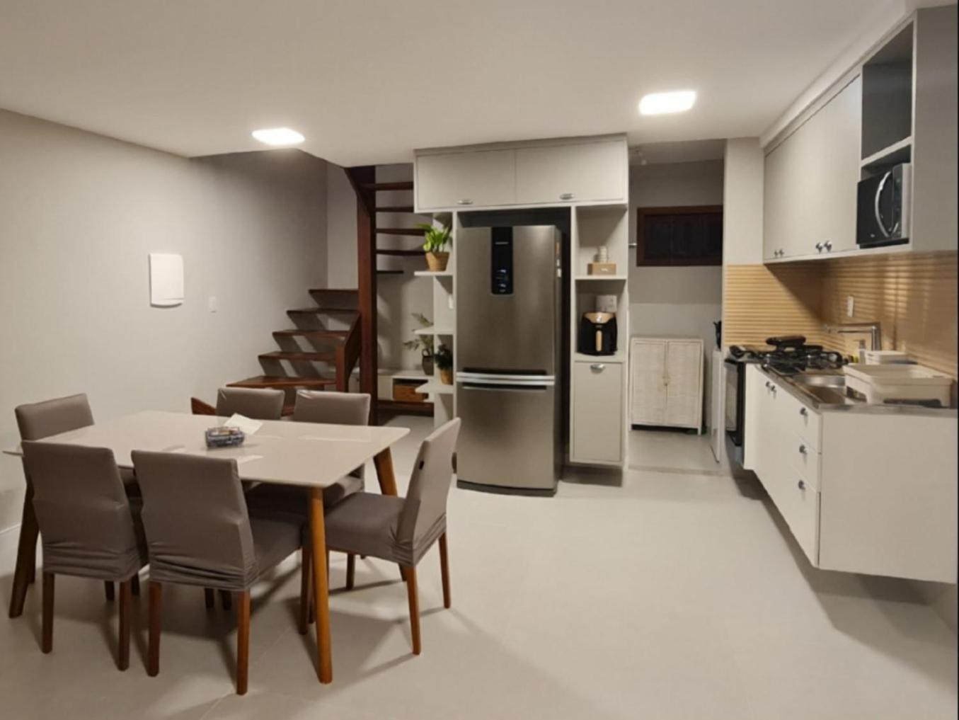 Duplex Amplo Na Do Forte, 5 Minutos A Pe Da Vila!